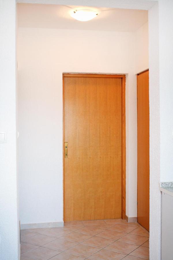 Apartments With A Parking Space Kampor, Rab - 5029 Extérieur photo