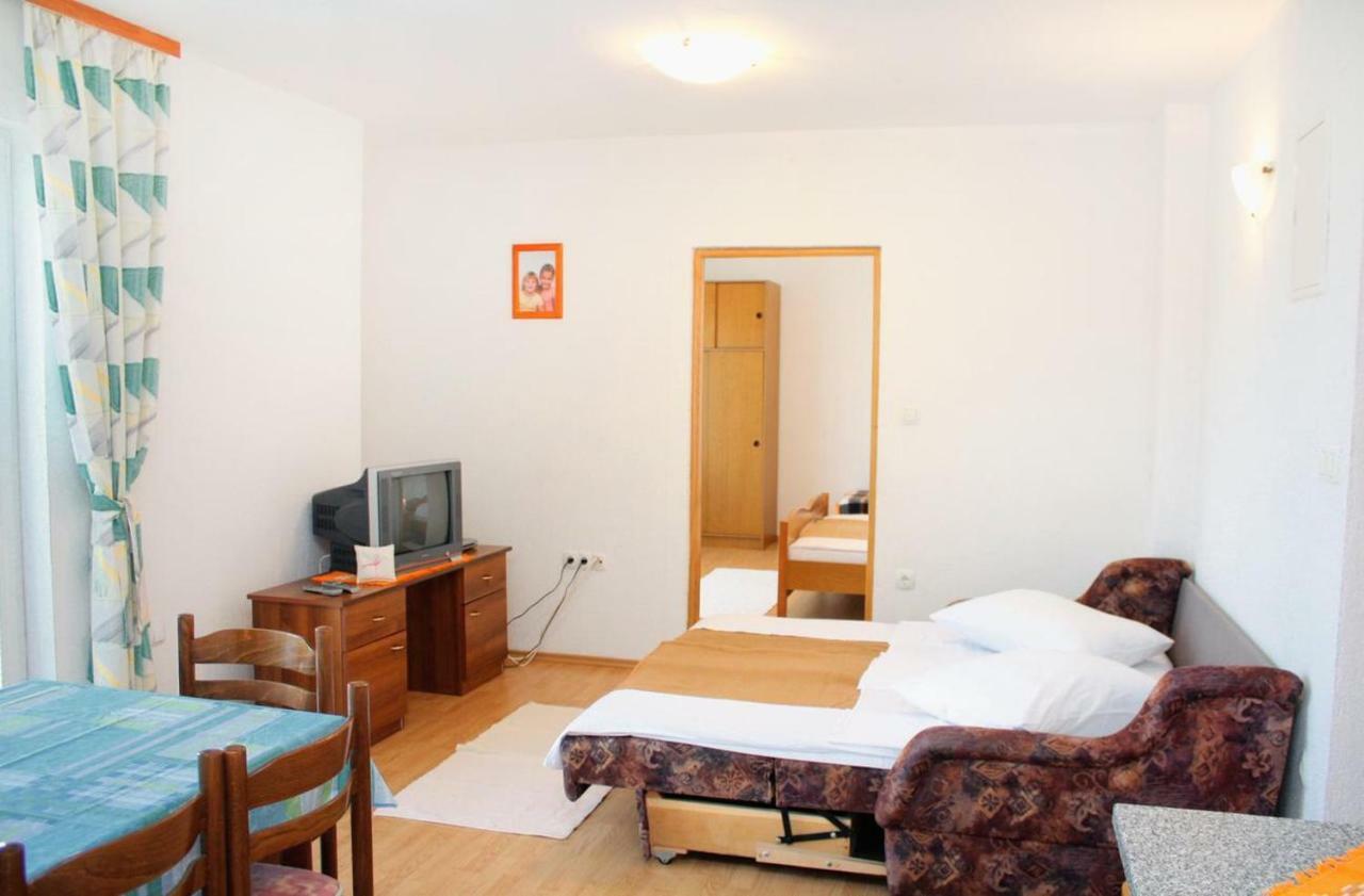 Apartments With A Parking Space Kampor, Rab - 5029 Extérieur photo